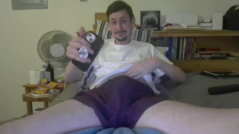 TwinkyMcgee online show from 05.01.26