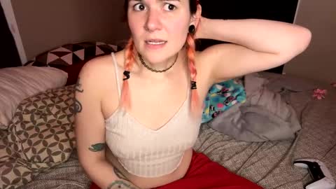 twitchinwhore online show from 01.23.25