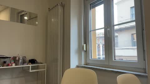 Snapshot of twitter_venusjenner chatting on 01.08.26 REIGNEASIA online show from 01.08.26