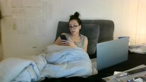 twizzytoxic22 online show from 10.22.25