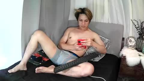 twnkxavier online show from 07.06.26