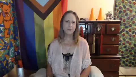 Snapshot of twocumkerry chatting on 10.16.25 twocumkerry online show from 10.16.25