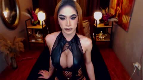 KiaraKeana online show from 11.17.25