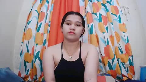 Snapshot of twowetcuties chatting on 02.09.25 Lyn and lea online show from 02.09.25