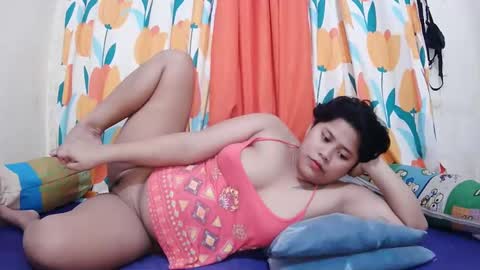 Snapshot of twowetcuties chatting on 02.27.25 Lyn and lea online show from 02.27.25