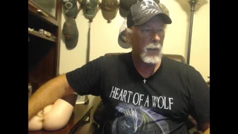 Snapshot of txlobo60 chatting on 04.11.26 txlobo60 online show from 04.11.26
