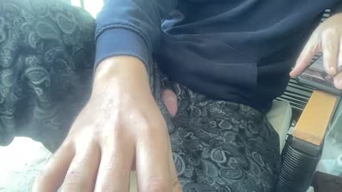 Snapshot of txsizedhog420 chatting on 11.04.25 txsizedhog420 online show from 11.04.25