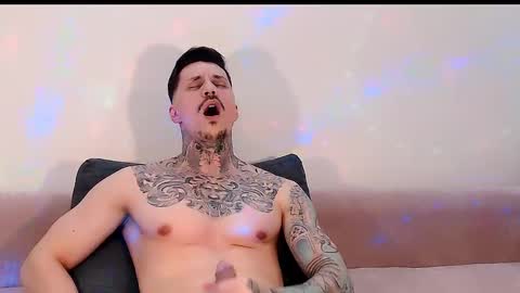 Snapshot of tyagodoll chatting on 12.09.24 tyagodoll online show from 12.09.24