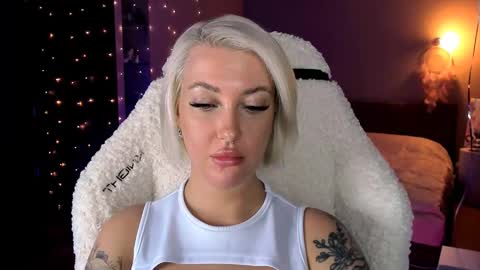 Miley online show from 12.13.24