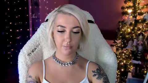 Miley online show from 12.29.24