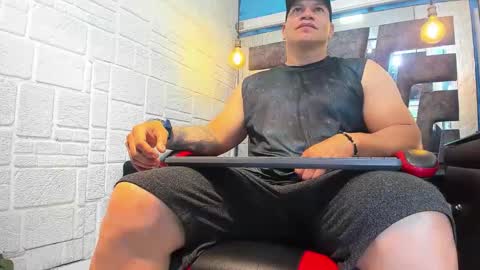 Tyleer Scot online show from 03.23.26