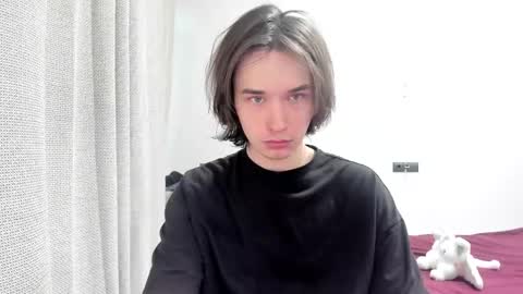 Tyler  johnson online show from 02.02.25