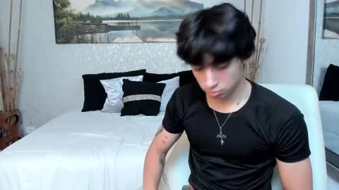 Snapshot of tyler_durtenn chatting on 09.11.25 Tyler online show from 09.11.25