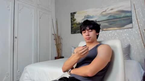 Snapshot of tyler_durtenn chatting on 09.23.25 Tyler online show from 09.23.25