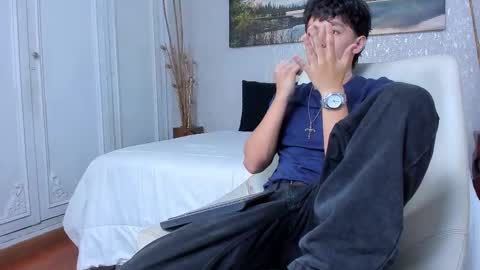 Snapshot of tyler_durtenn chatting on 09.29.25 Tyler online show from 09.29.25