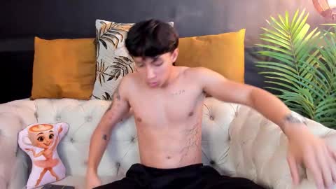 Snapshot of tyler_durtenn chatting on 10.11.25 Tyler online show from 10.11.25