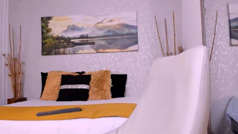 Snapshot of tyler_durtenn chatting on 10.25.25 Tyler online show from 10.25.25