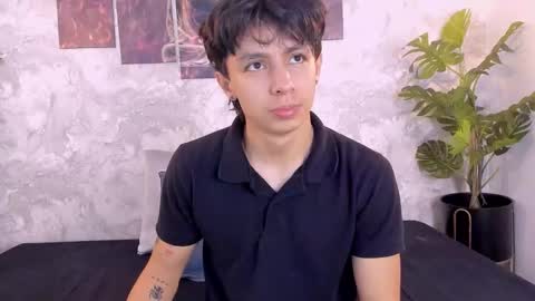 Snapshot of tyler_durtenn chatting on 10.26.25 Tyler online show from 10.26.25