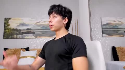 Snapshot of tyler_durtenn chatting on 11.19.25 Tyler online show from 11.19.25