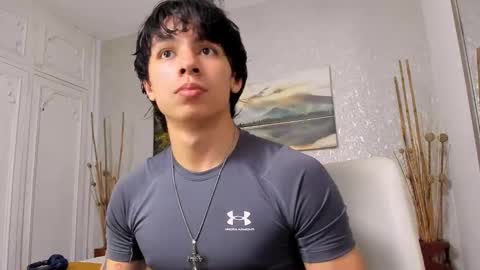 Snapshot of tyler_durtenn chatting on 12.16.25 Tyler online show from 12.16.25