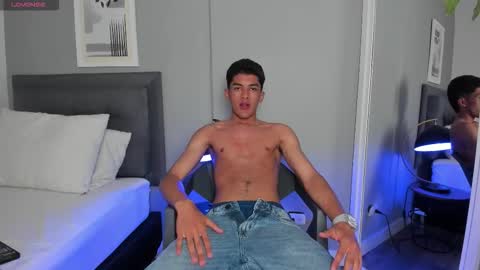 Tyler Fox online show from 09.12.25