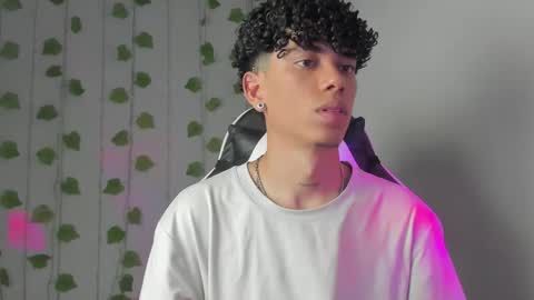 Tyler Garcia  online show from 02.11.25