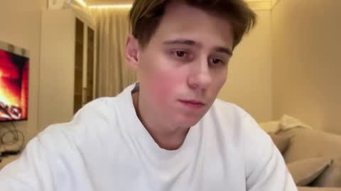 Snapshot of tyler_garrner chatting on 10.30.25 tyler_garrner online show from 10.30.25