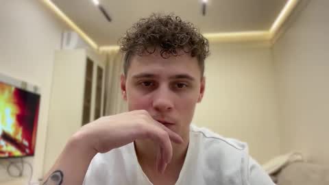 tyler_garrner online show from 11.28.25