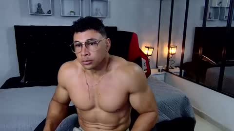 tyler_hank1 online show from 03.07.25