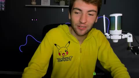 Snapshot of tyler_sparks_ chatting on 09.18.25 tyler_sparks_ online show from 09.18.25