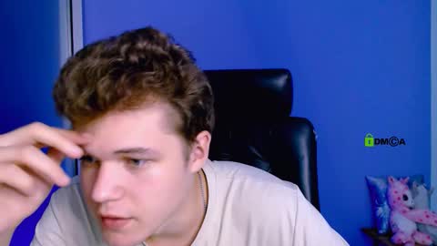 Snapshot of tyler_sparks_ chatting on 09.24.25 tyler_sparks_ online show from 09.24.25