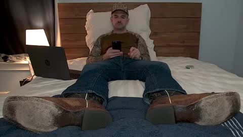 TylerLogan813 online show from 11.08.25