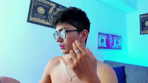   online show from 02.05.25