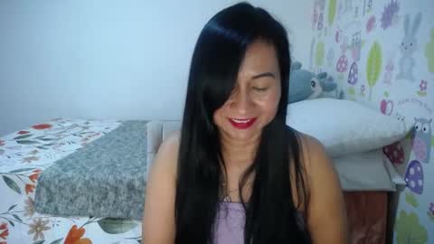 Snapshot of tyna_b chatting on 07.06.26 Tyna online show from 07.06.26