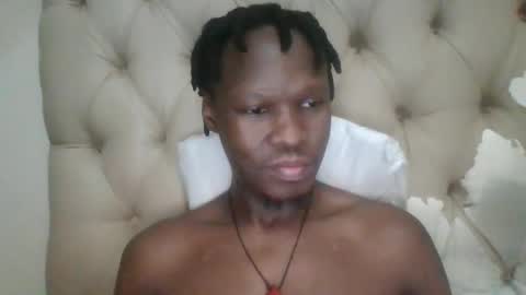 Snapshot of tyrock30 chatting on 11.17.25 tyrock30 online show from 11.17.25