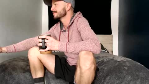 Snapshot of tyronemattias chatting on 01.17.25 Tyrone Mattias online show from 01.17.25