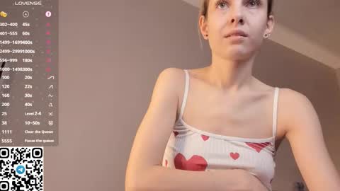 Christine 3 Next broadcast tomorrow at 2100 GMT 5 online show from 11.25.25