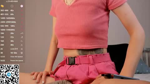 Christine 3 Next broadcast tomorrow at 2100 GMT 5 online show from 04.18.26