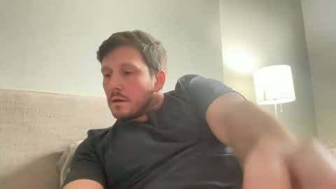 Snapshot of u28005 chatting on 02.11.25 u28005 online show from 02.11.25