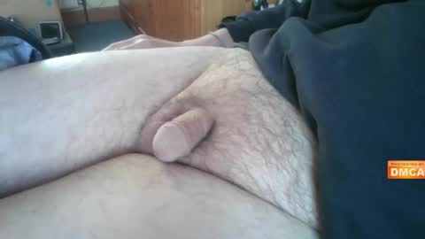 Hairy UK guy online show from 01.10.25