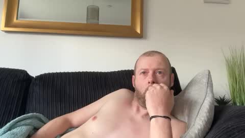 ukmatty3 online show from 05.10.26