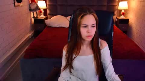 Snapshot of ulianeer chatting on 02.22.26 Ulia online show from 02.22.26