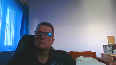 Snapshot of ulmeni4 chatting on 12.16.25 ulmeni4 online show from 12.16.25