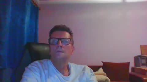 ulmeni7 online show from 06.17.26