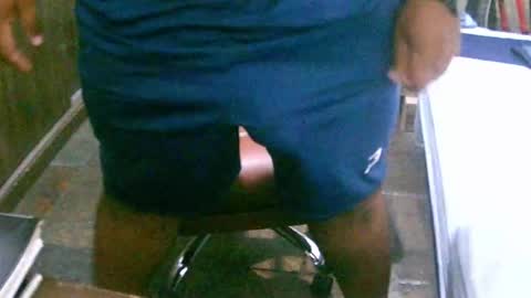 Snapshot of ulmo_br chatting on 02.24.25 ulmo_br online show from 02.24.25