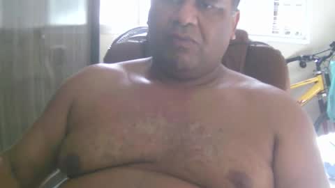 Snapshot of ulmo_br chatting on 11.02.25 ulmo_br online show from 11.02.25