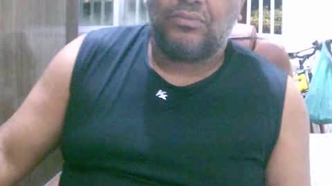 Snapshot of ulmo_br chatting on 11.16.25 ulmo_br online show from 11.16.25