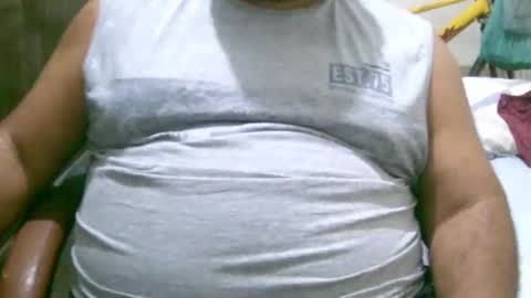 Snapshot of ulmo_br chatting on 11.18.25 ulmo_br online show from 11.18.25