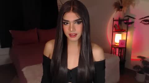 Snapshot of ultimatesexytrans chatting on 02.10.25 Alex online show from 02.10.25