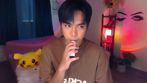 Snapshot of ultimatesexytrans chatting on 02.23.25 Alex online show from 02.23.25